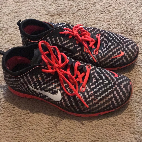 Nike sneakers - Picture 1 of 5